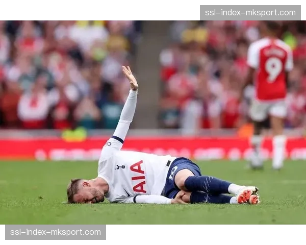 西汉姆联4-0大胜狼队，马夫罗帕诺斯、卡斯特拉诺斯双双梅开二度